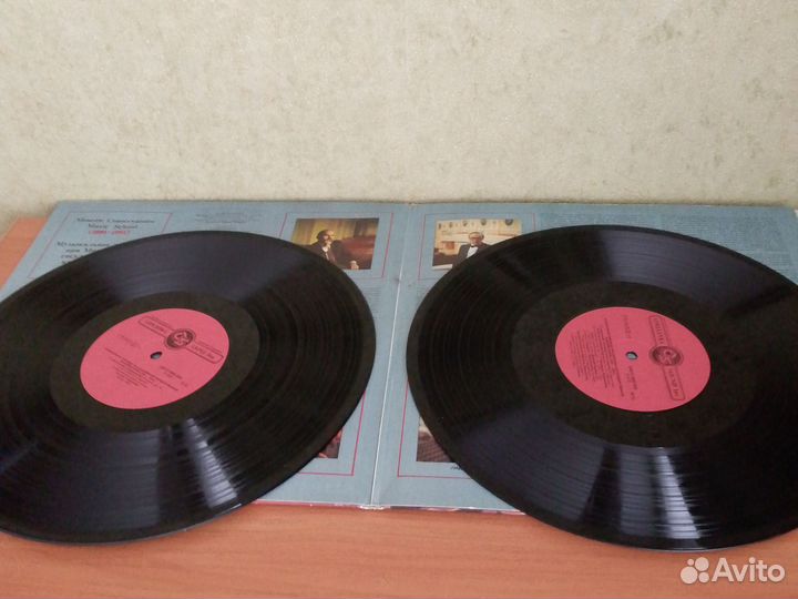 Виниловая пластинка