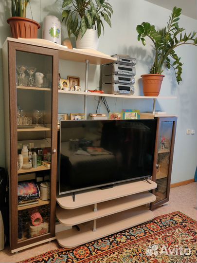 Тумба под телевизор