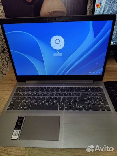 Ноутбук Lenovo Ideapad s145-15ast