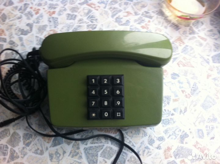 Телефон