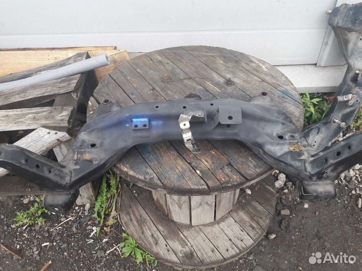 Подрамник передний Nissan Almera N16 Classic