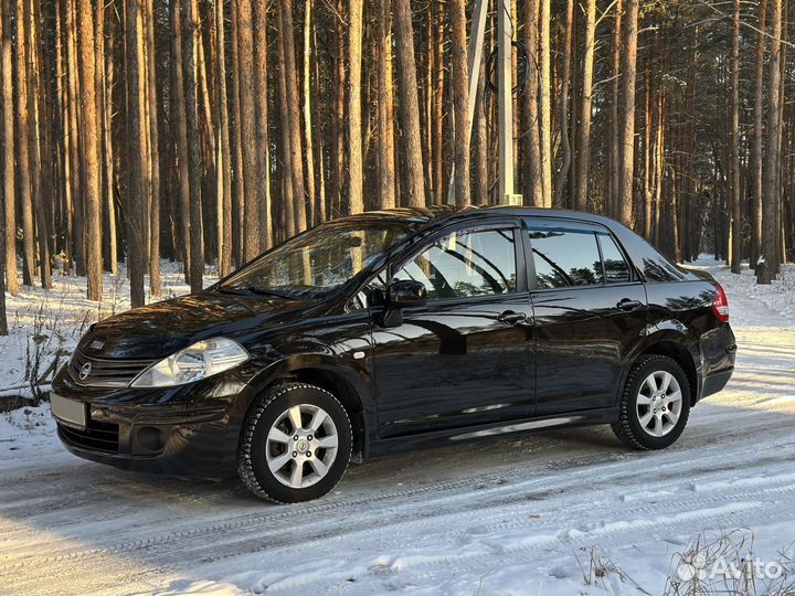 Nissan Tiida 1.6 AT, 2011, 139 000 км