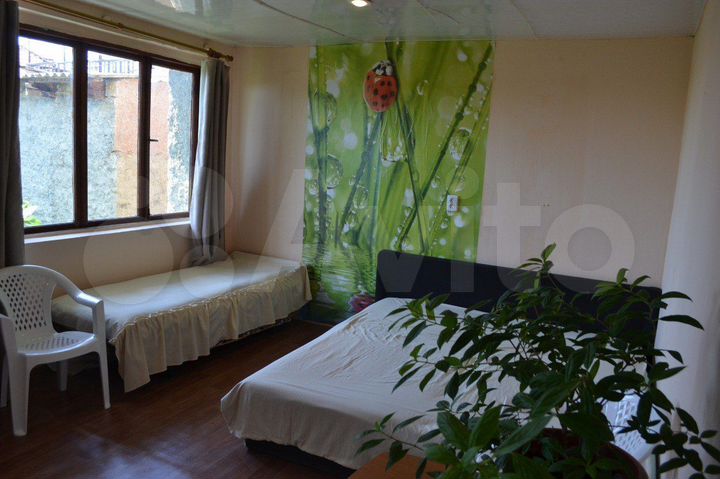 Комната 20 м² в 1-к., 1/2 эт.