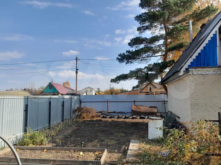 Дача 30 м² на участке 4,2 сот.