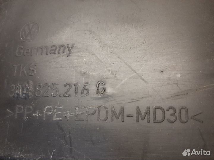 Обшивка днища задняя правая Volkswagen Passat B7