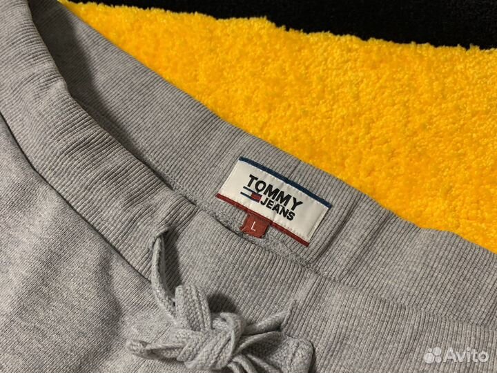 Шорты Tommy hilfiger jeans М-Л оригинал