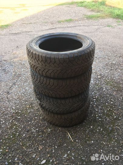 Nokian Tyres Hakkapeliitta 4 3.25/6 R5.5 22F