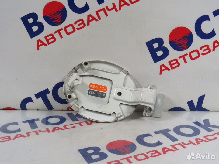 Лючок бензобака mazda atenza GG3P, GG3S