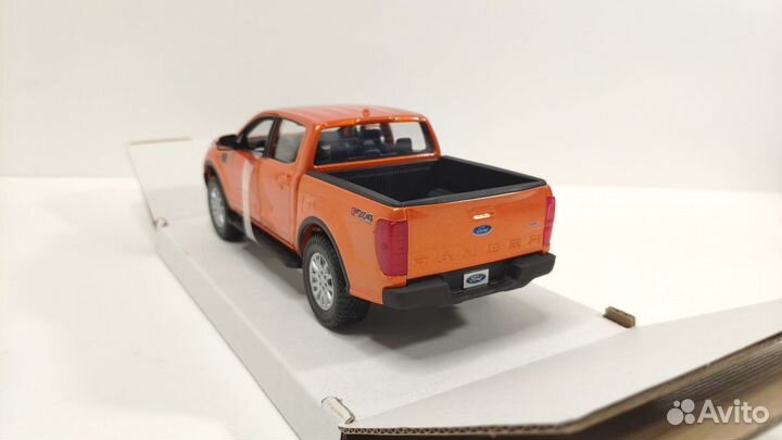 Ford Ranger,Chevrolet Colorado ZR2 Maisto 1:24