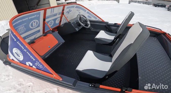 Моторная лодка