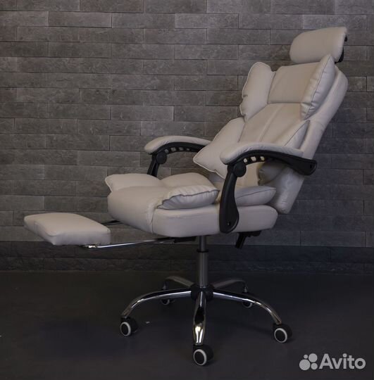 Компьютерное игровое кресло