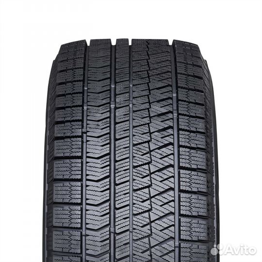 Bridgestone Blizzak Ice 215/55 R18 95S