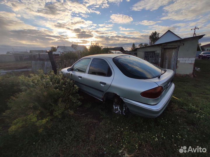 Салон Мондео 1