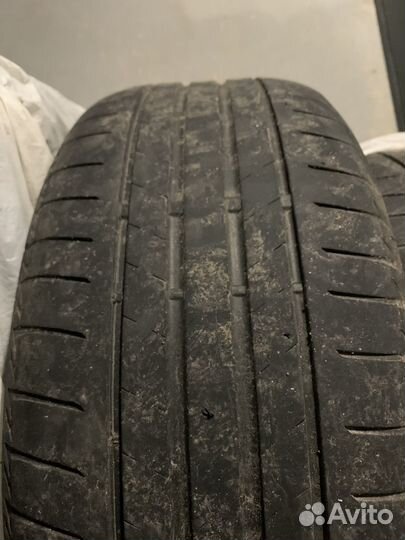 Bridgestone Turanza T001 225/60 R17