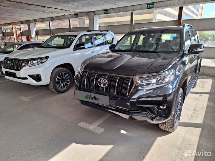 Toyota Land Cruiser Prado 2.8 AT, 2022, 20 км