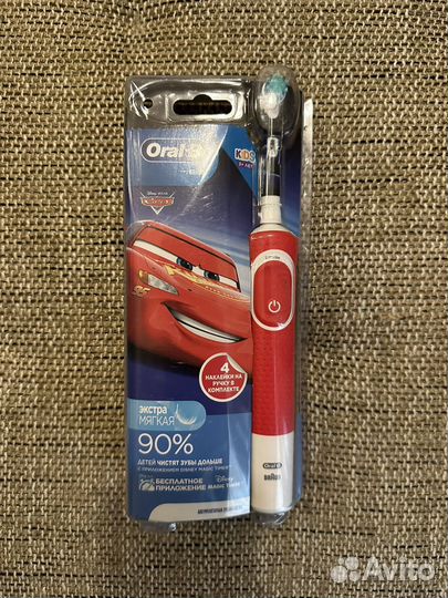 Зубная щетка oral b новая