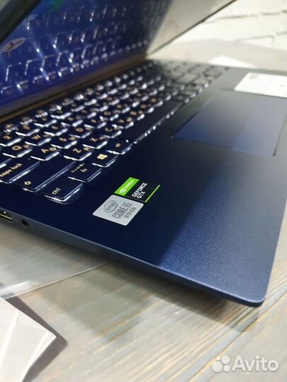 Ультрабук Asus ZenBook 15 GTX1650/512GB/Core i5