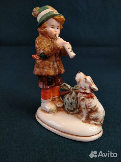 Статуэтка Мальчик с собакой Германия