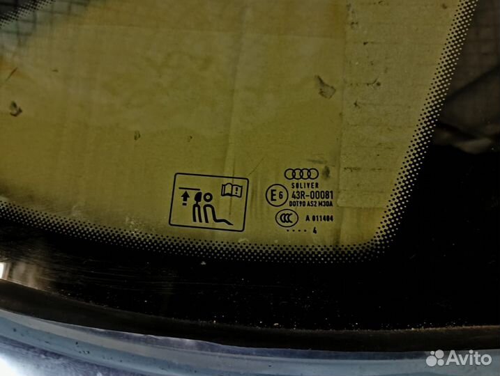 Audi a7 стекло заднего крыла глухое