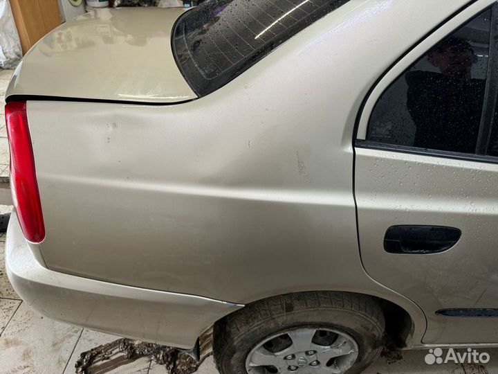 Задние крылья Hyundai Accent