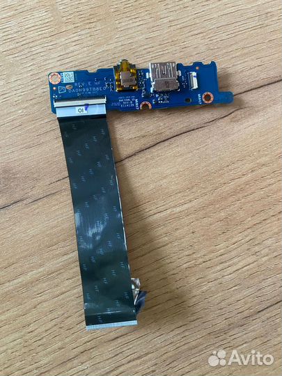 Дочерняя плата DAH99TB8E0 Rev:e