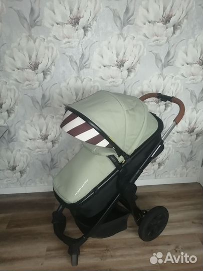 Коляска happy baby mommer