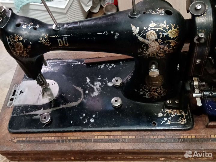 Швейная машинка ручная