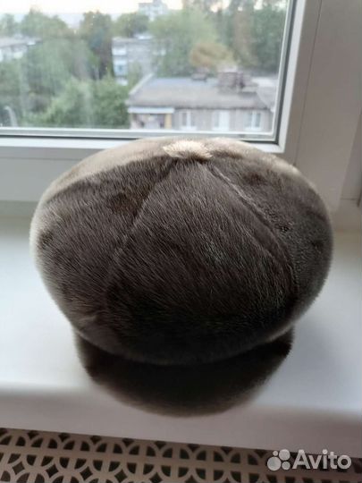 Меховая женская шапка