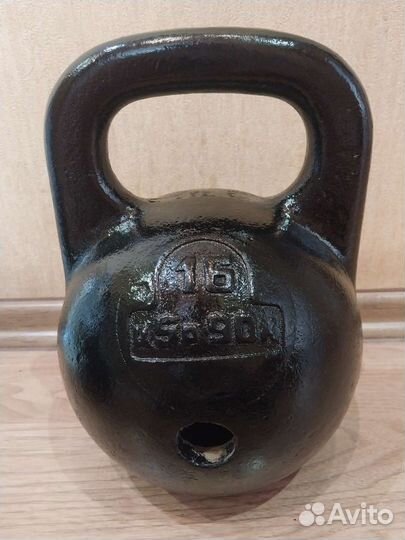 Гиря 24 кг(2шт), 32кг,16кг