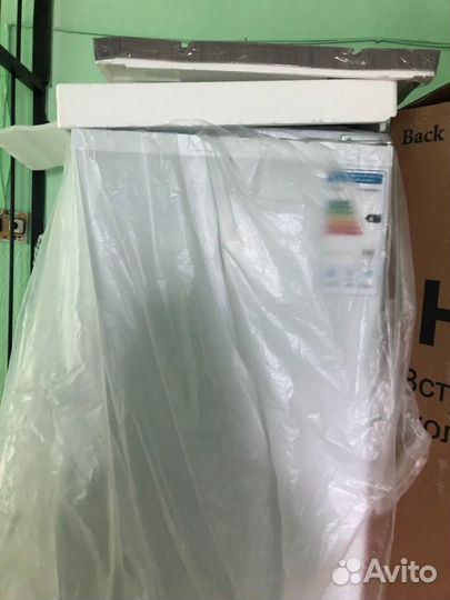 Встраиваемый холодильник haier