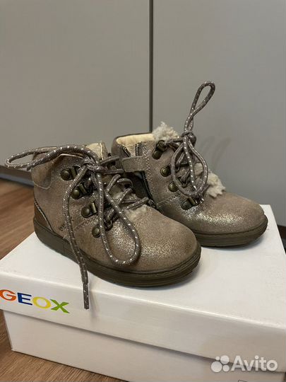 Ботинки geox для девочки 22 р-р