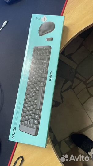 Клавиатура и мышь logitech mk220