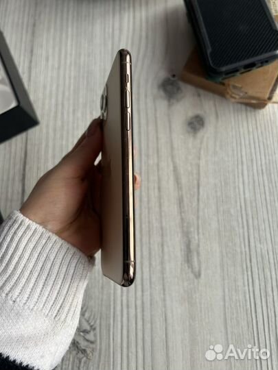 iPhone 11 Pro, 64 ГБ