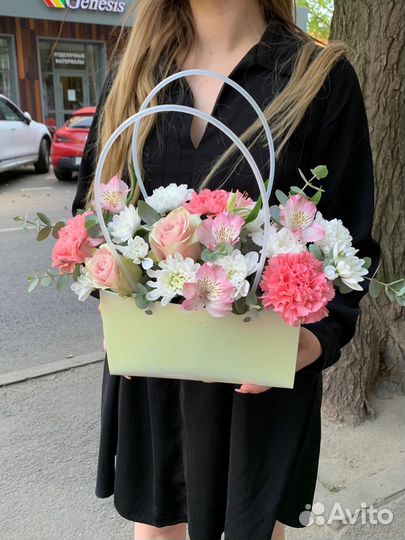 Композиция для учителя. Букеты на 1 сентября Цветы