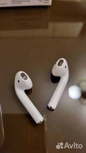 Apple airpods 2 поколения