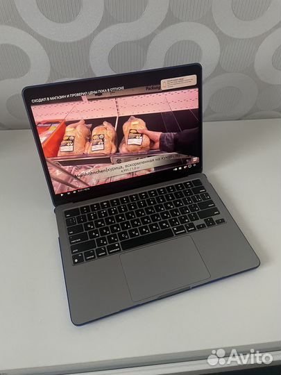 Apple MacBook air 13 2022 m2