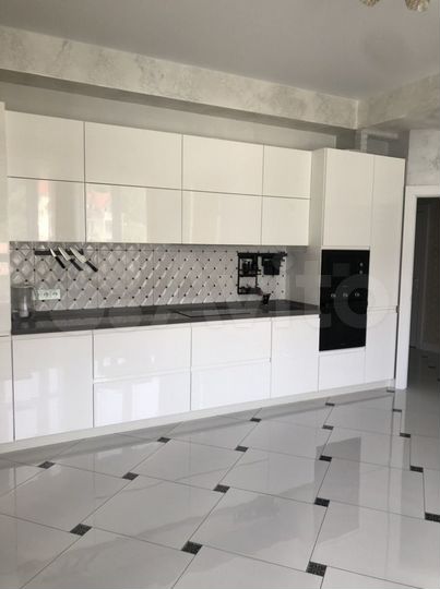 2-к. квартира, 60 м², 9/14 эт.