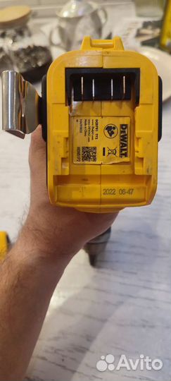 Шуруповёрт DeWalt DCD791 18V