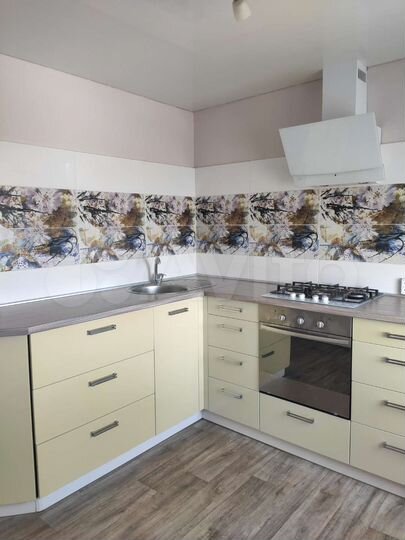 3-к. квартира, 71,3 м², 2/3 эт.