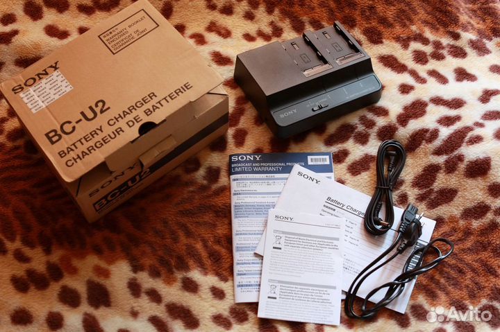 Зарядное устройство Sony BC-U2