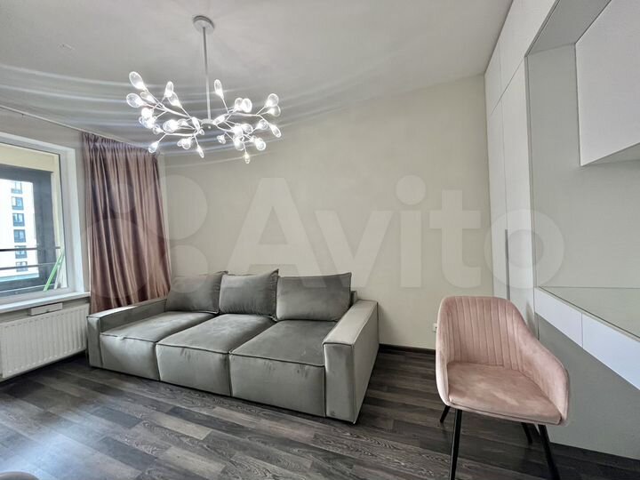 2-к. квартира, 60 м², 4/10 эт.