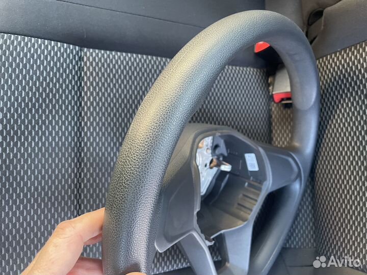 Руль с подушкой Volkswagen Polo VI 6