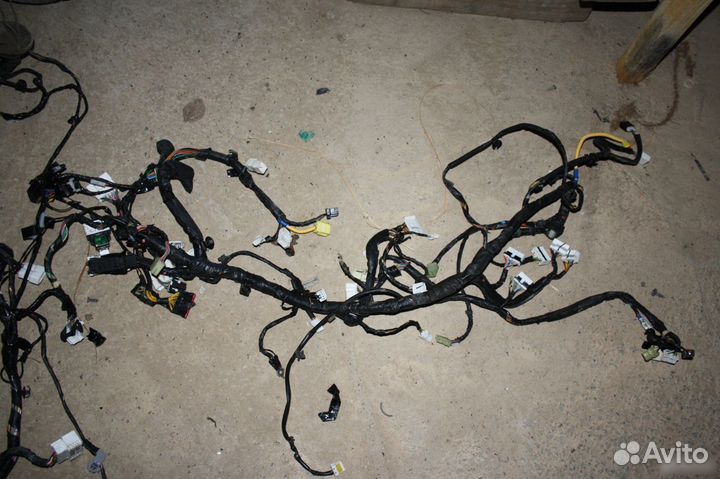 Проводка (коса) салона под торпедо Kia Rio 3