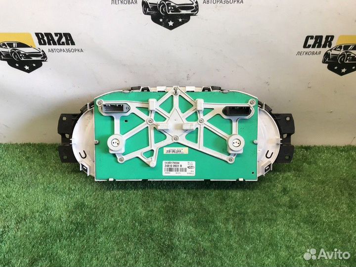 Панель приборов Nissan Almera