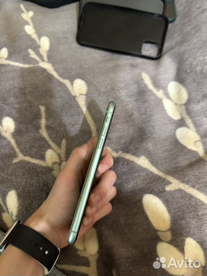 iPhone 11 64 green ростест