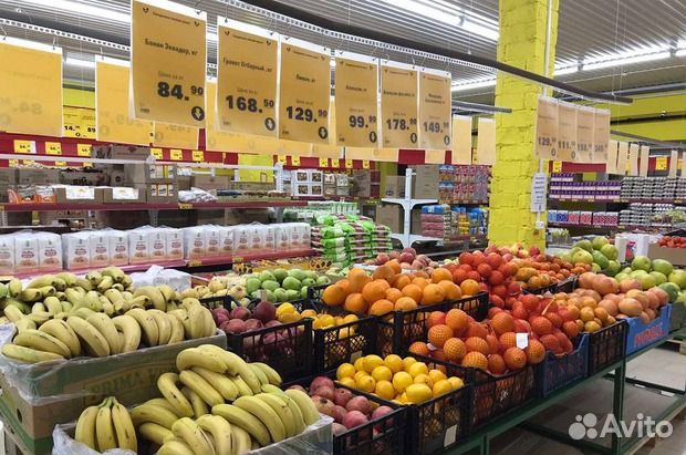 Работник торгового зала