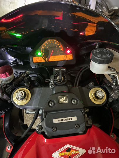 CBR1000RR/RAFireblade