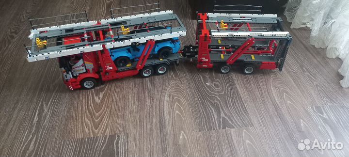 Lego technic автовоз (42098)