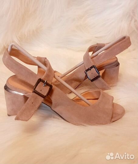 Босоножки женские 36 размер