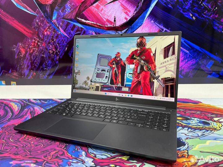 FLU i5-1235U + iris + RAM 8 GB + 1 TB SSD